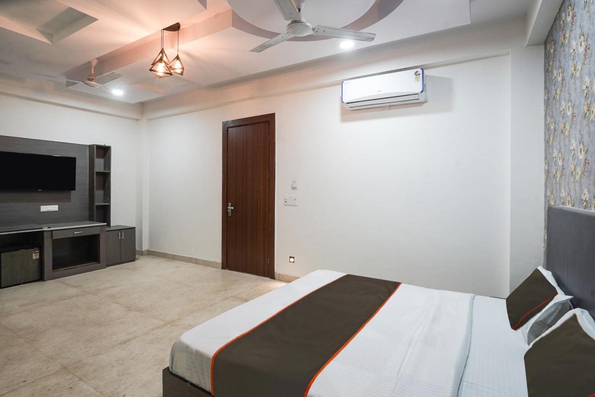 Hotel O Aryan Green Hotel กาเซียบัด ภายนอก รูปภาพ