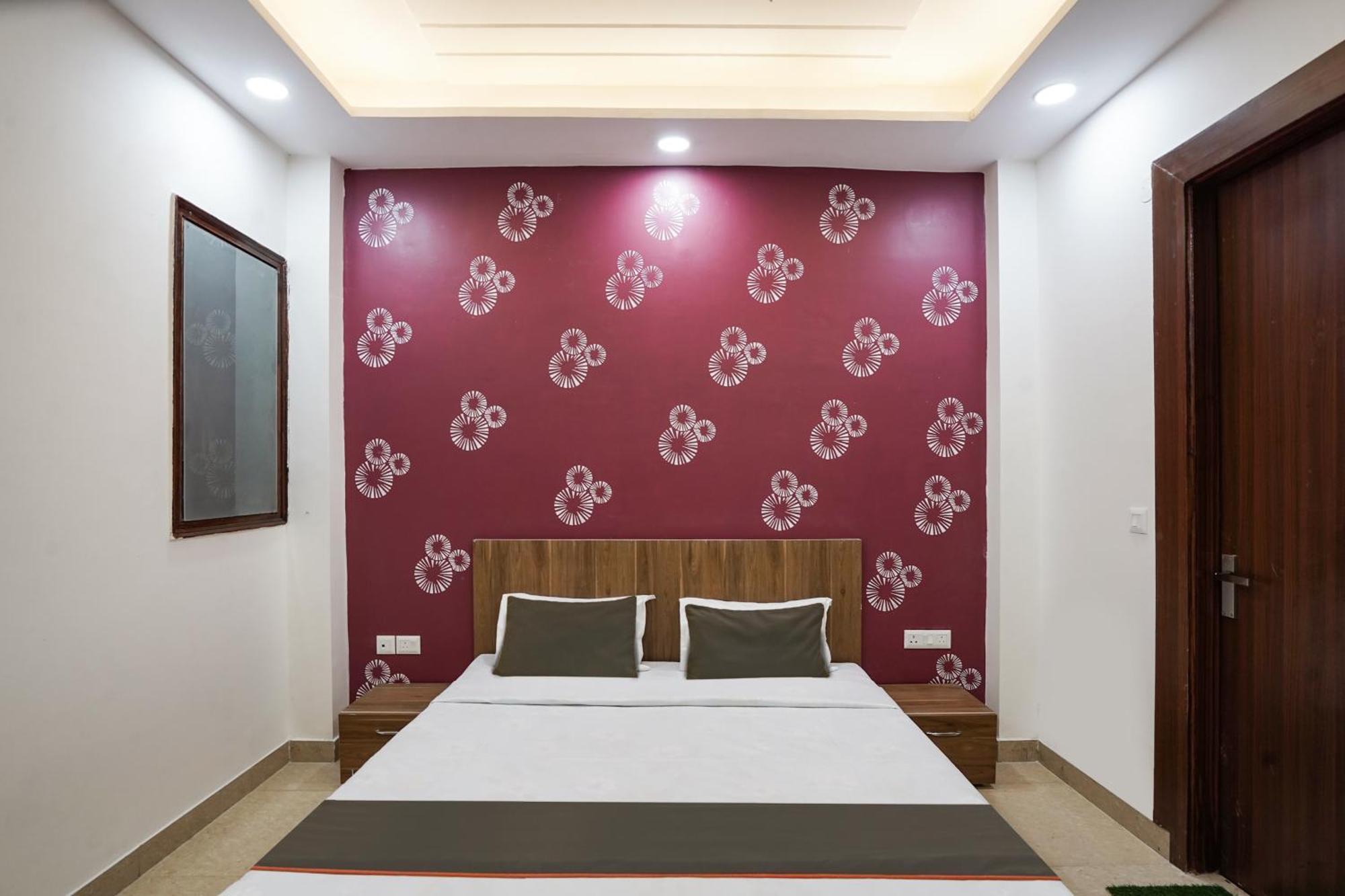 Hotel O Aryan Green Hotel กาเซียบัด ภายนอก รูปภาพ