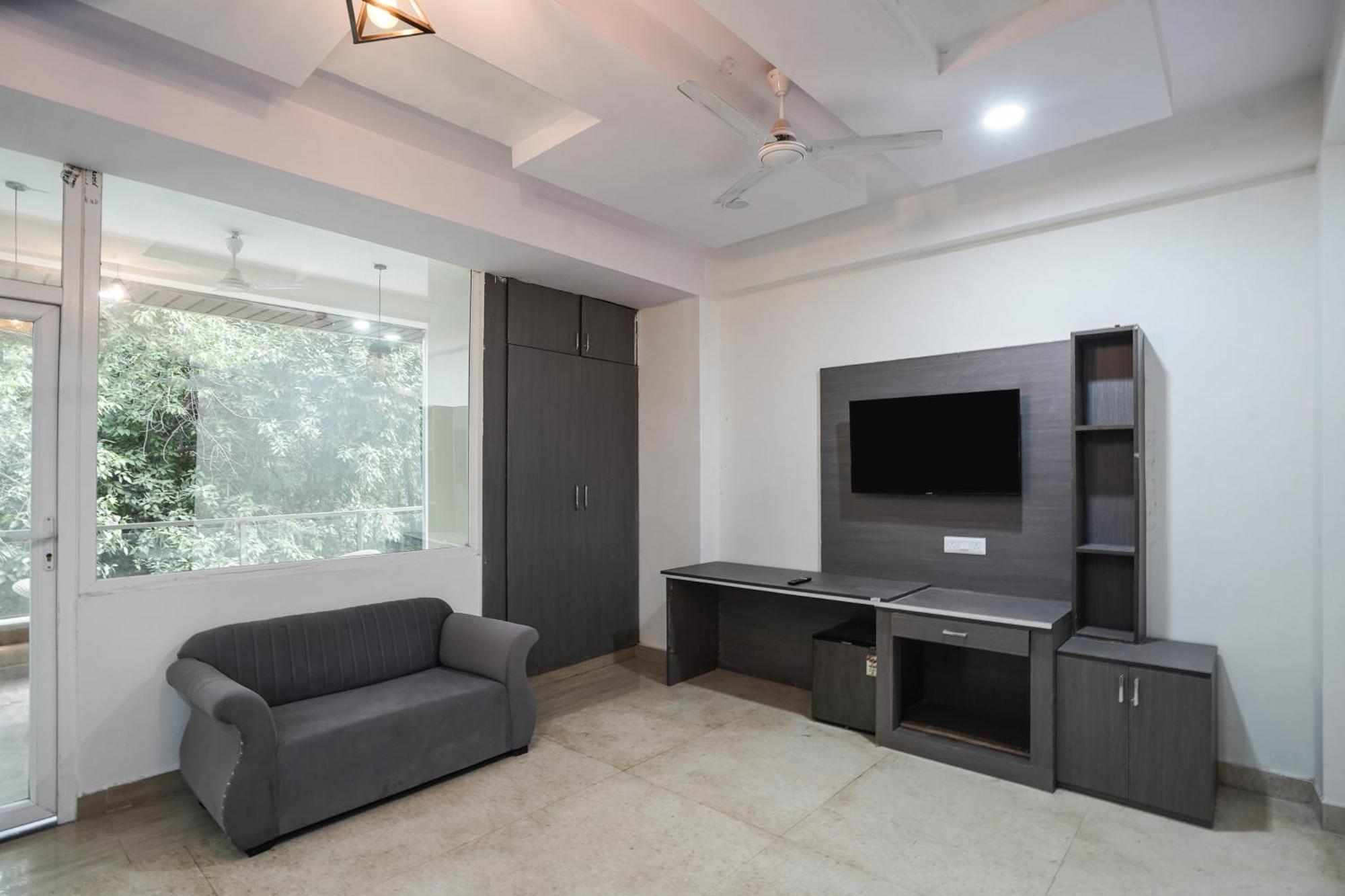 Hotel O Aryan Green Hotel กาเซียบัด ภายนอก รูปภาพ